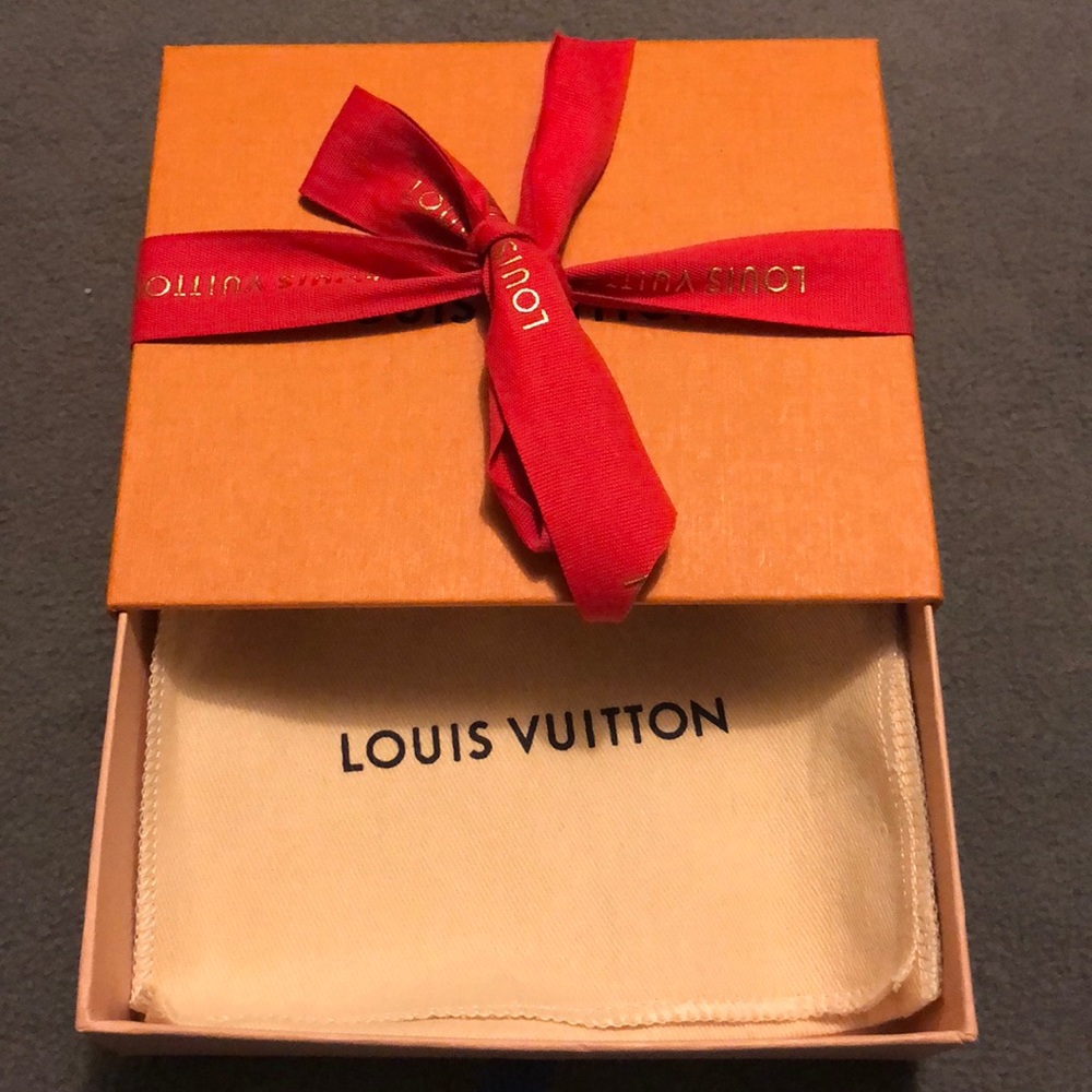 Authentic Louis Vuitton gift/storage box & dustbag